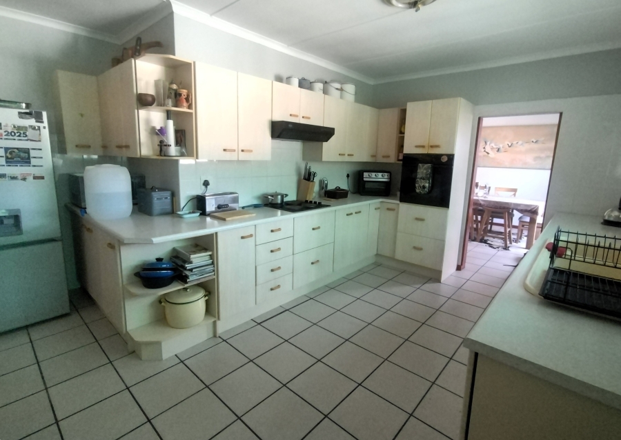 3 Bedroom Property for Sale in Wavecrest Eastern Cape